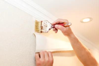 Pose de papier peint au Hézo — revêtements muraux et toiles de verre